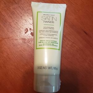 Mary Kay White Tea and Citrus Satin Hands